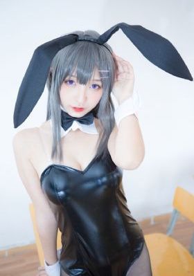 裙底野兽